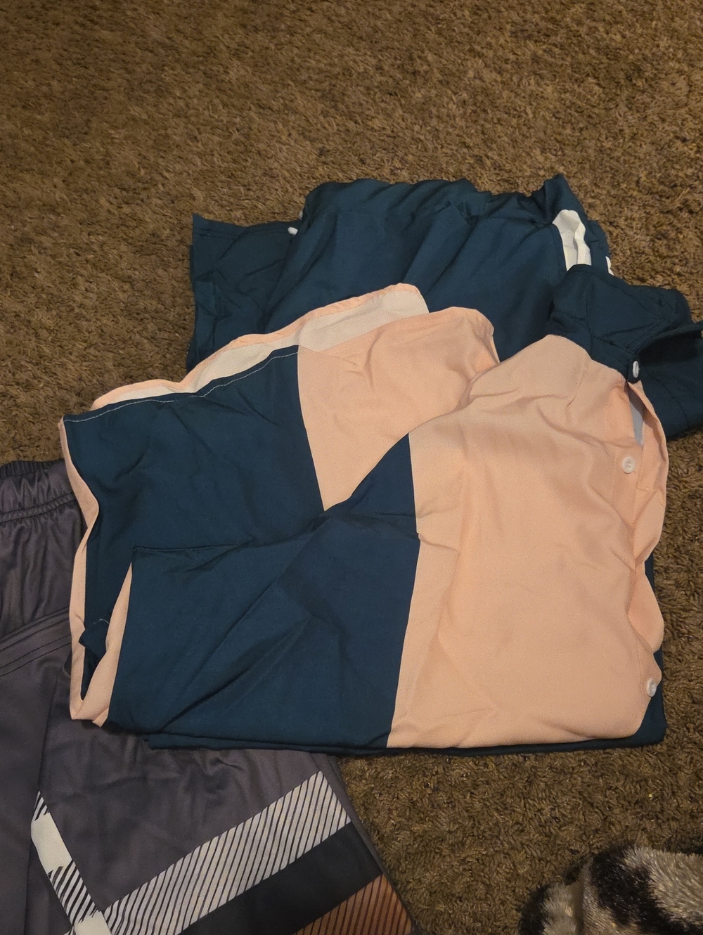 3 Pairs Mens Track and Pants Set Athletic All 3 Are New - Picture 5 of 11